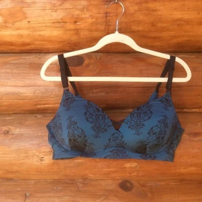 Бюстгальтер пуш-ап погружной Torrid Curve Dream Spooky бирюзовый с черными черепами без проводов 42D - Изображение 1 из 4