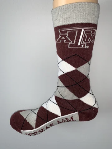 TEXAS A&M AGGIES NCAA COLLEGE LOGO ARGYLE DRESS CREW LENGTH SOCKS MENS LARGE Cover