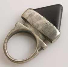 Tuareg ring. African. Vintage silver and glass