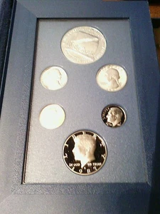 1987 Prestige Proof Set with the Constitution Silver Dollar - Picture 1 of 5