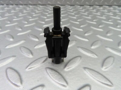 Interruptor de contacto puerta Mercedes-Benz W126 380SE 0015458714 Foto 1 de 4