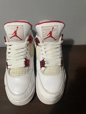 Jordan 4 Rojo Metálico Talla 8 Foto 1 de 4