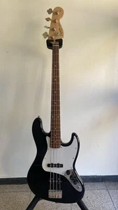 Fender Squier Jazz Bass, Schwarz, guter Zustand,Tasche - Bild 1 von 10