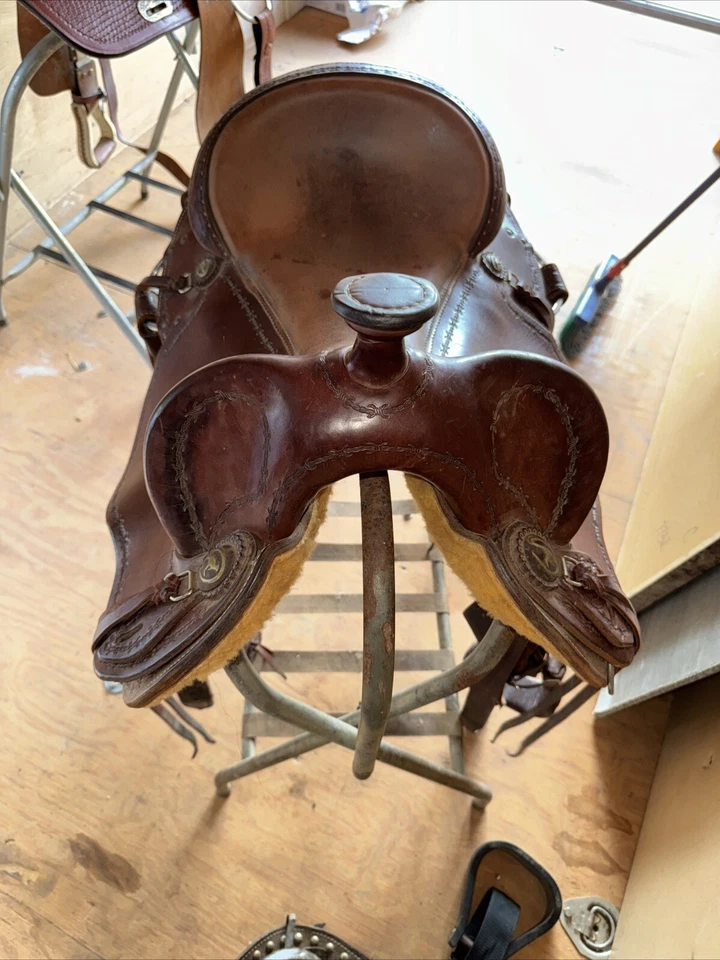 16” Downunder Horsemanship Martin Clinton Anderson Western SignedTrail Sadddle - Image 1 of 4