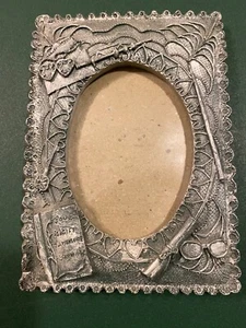 Photo Frame 5”x3.5” Silver/Green Scalloped w/Hearts Oval Photo Vintage Great - Picture 1 of 14