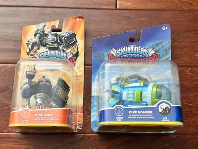 Skylanders нагнетатели лот из 2 высокого напряжения и пикирования бомбардировщик фигурки новый в коробке  - Изображение 1 из 4
