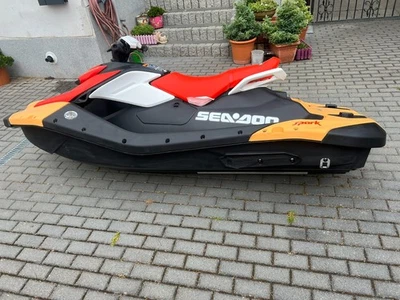 Sea-Doo Seadoo Spark 2up NEU!!! 2024 Schale Hülle Ohne Motor/ Jet Pumpe - Bild 1 von 4
