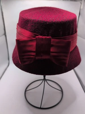 Sombrero estilo cubo rojo oscuro vintage con lazo de satén caja original aspecto tweed Foto 1 de 4