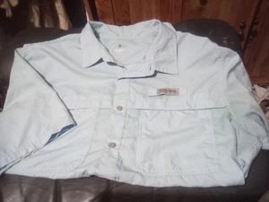 Field & Stream Button Front Fishing Shirt L, Light Blue, 3 Pockets Back Vented. - Picture 1 of 7