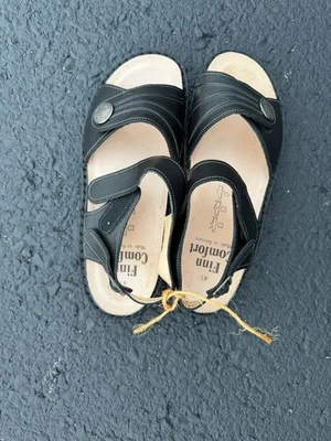 Finn Comfort Gomera Lake Nubuck Sandals Womens 9.5 US Black Leather Strappy - Image 1 of 3