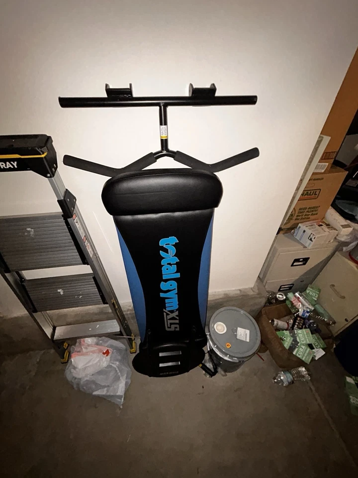 Equipo de entrenamiento de fuerza para gimnasio en casa Foto 1 de 4