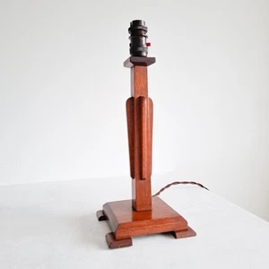 Antigua lámpara de mesa de madera Art Deco soporte de bombilla de baquelita estilo aerodinámico vintage - Imagen 1 de 10