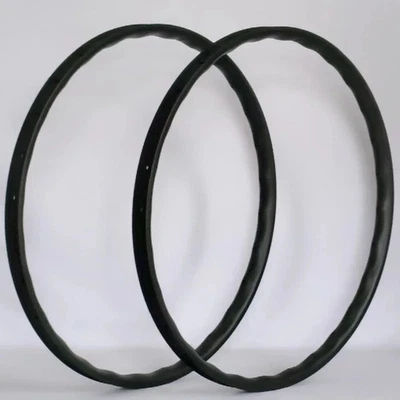 Llanta de bicicleta de carbono de 29 pulgadas sin gancho MTB asimétrica 29-35 mm de ancho 23,5 mm de profundidad Foto 1 de 4
