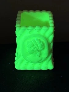 Uranium Custard Czech Toothpick - Picture 1 of 6