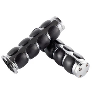 Chrome 1" Handlebar Hand Grips For Kawasaki Vulcan 1700 VN 1700 Voyager Vaquero - Picture 1 of 6