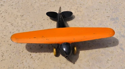 De colección. Avión de acero prensado Wyandotte Toys 1930 Foto 1 de 4