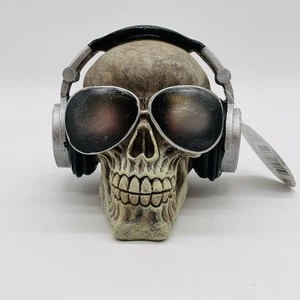 Penn-Plax Skull & Glasses Aquarium Ornament - Picture 1 of 6