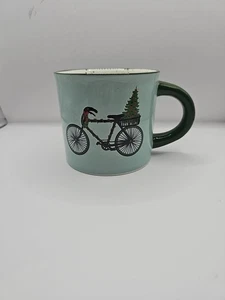 Kaffeebecher mit Fahrrad und Weihnachtsbaum - Bild 1 von 6