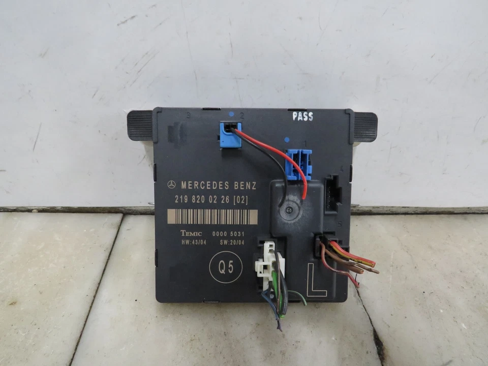 2006-2008 Mercedes-Benz CLS 219 Typ Door Modulel CLS550OEM 2198200226 - Image 1 of 2