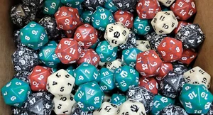 BLACK MAGIC THE GATHERING MTG THEROS d20 DICE SPIN DOWN LIFE COUNTER - Picture 1 of 1