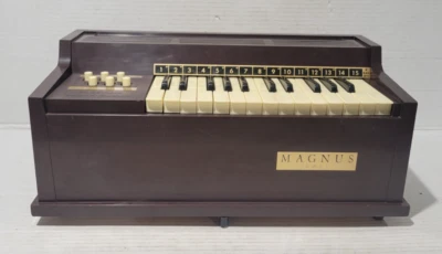 Vtg Magnus Electric Chord Organ Model Jewel. TESTED - Image 1 of 4
