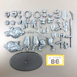 MIGHTY SKULLCRUSHERS CHAMPION BLADES OF KHORNE CHAOS AGE OF SIGMAR - Picture 1 of 1
