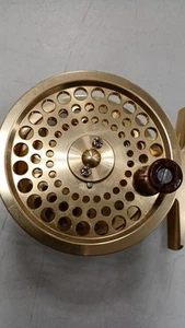 Inagaki Fly Truut 1 Carrete Color Dorado Buen Estado de Japón - Imagen 1 de 4