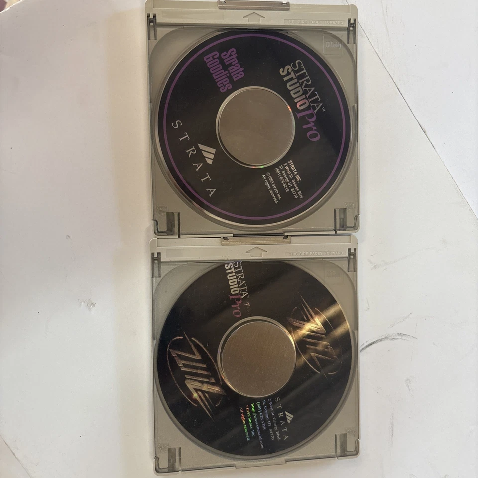 RARE VTG Strata Studio Pro Bundle for Macintosh 3D Rendering + 2 CD CADDY'S - Image 1 of 1