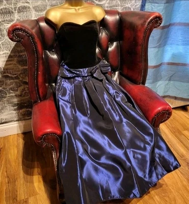 🌸Hermoso vestido de fiesta vintage años 70-80, vestido barroco azul terciopelo s 8 Laura Ashley Foto 1 de 4