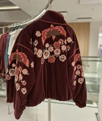 ZARA BNWT 2025. PLUM EMBROIDERED VELVET PUFFER JACKET BOMBER QUILTED. 2488/205 - Image 1 of 4