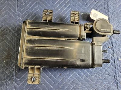 Bote evaporador de vapor de combustible Hyundai Santa Fe 2020 31420-S2500 2019 Foto 1 de 4