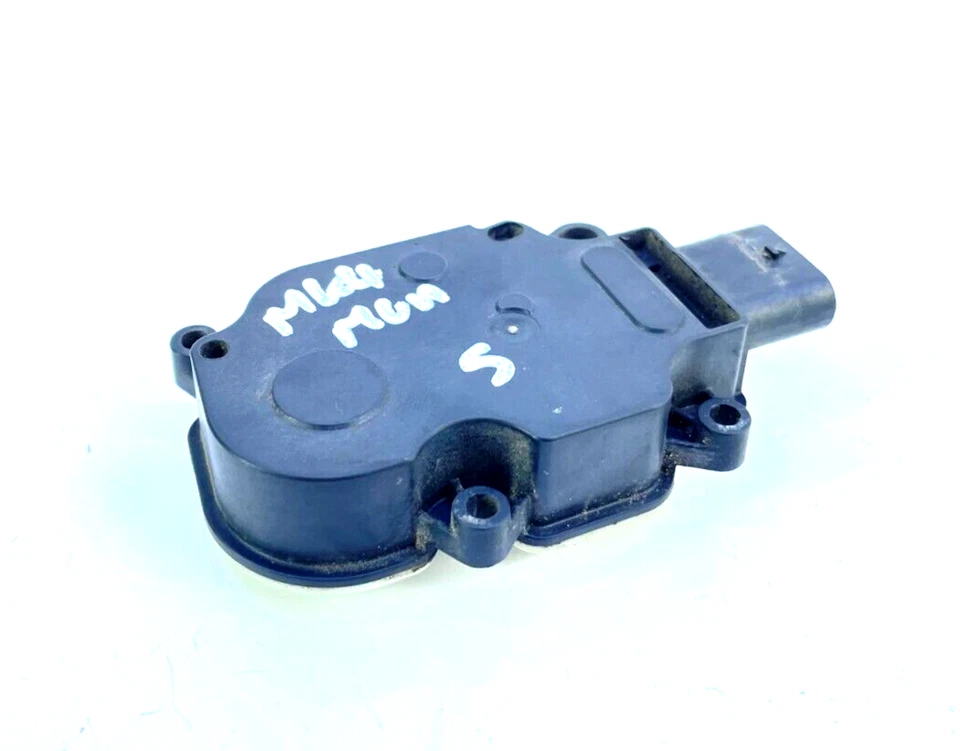 UNIDAD DE MOTOR OBTURADOR DE VENTILACIÓN DE AIRE RADIADOR FORD MONDEO MK4 2007-2014 🌟 Foto 1 de 4