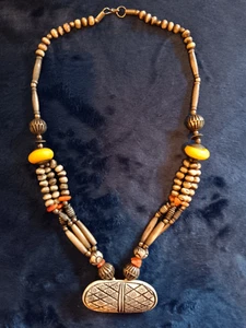 Vintage Bakelite and Silver Beads with Oval Tribal Pendant - Picture 1 of 10