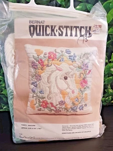Kit de almohada punta de aguja Bernat de puntada rápida unicornio vintage 1981 nuevo stock antiguo - Imagen 1 de 19