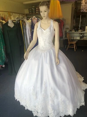 Vestidos de novia Foto 1 de 4