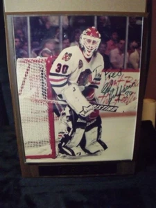 ED BELFOUR SIGNED 8x10 PHOTO HOCKEY GREAT AUTOGRAPH AUTHENTIC WOODEN PLACK - Picture 1 of 4