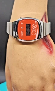 COKE IS IT! Coke ⌚️ Digitaluhr, neue Batterie!  funktionstüchtig - Bild 1 von 6