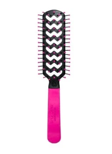 Cricket Fast Flo Brush - The Alibi - Picture 1 of 2