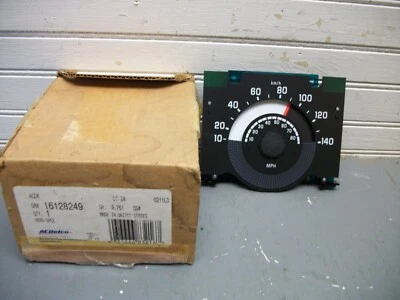 GM 16128249 Speedometer Head Chevrolet GMC Truck C/K 1988 - 1991 - Image 1 of 4