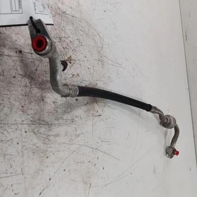 Línea de manguera de aire acondicionado Ford Fiesta 2014 2015 2016 2017 2018 2019 Foto 1 de 4