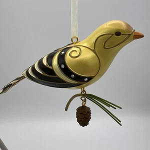 Hallmark Keepsake Ornament 2010 Mini Goldfinch The Beauty of Birds #4 In Series - Picture 1 of 18