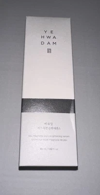 YEHWADAM Jeju Magnolia Suero Iluminador Puro - 45 ml - Antienvejecimiento y Piel Suave Foto 1 de 4