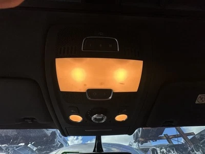 车顶控制台地图灯总成 2010 奥迪 S4 — 第 1/4 张图片