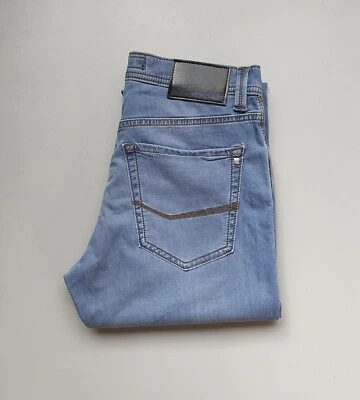 Pantalones de mezclilla azules Pierre Cardin corte cónico ENVÍO MUNDIAL T 0007 Foto 1 de 4