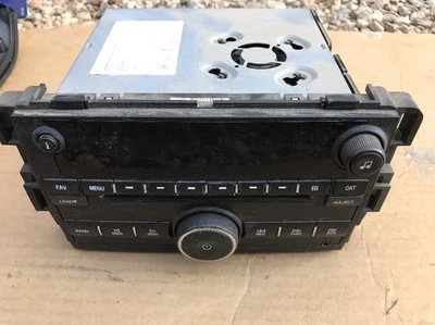 07-13 GM CHEVROLET SILVERADO LT 1500 6 discos reproductor de CD radio parte # 25782842 Foto 1 de 2