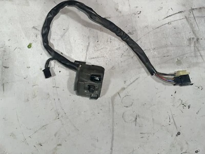 88-07 Kawasaki Ninja 250r Ex250f Clip izquierdo en mango bocina interruptor OEM Foto 1 de 2