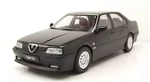 TRIPLE 9 T9-1800322 ALFA ROMEO 164 Q4 1994 BLACK/DARK RED INTERIOR 1:18 - Foto 1 di 5