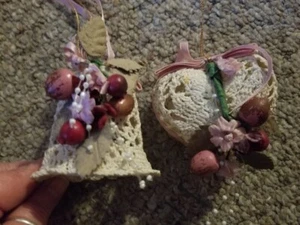 Vintage Handmade Off White and Pink Starched Lace Hearts and Bell Ornament Lot - Picture 1 of 6