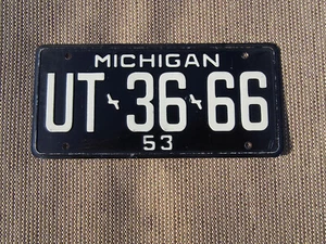 1953 Michigan Wheaties Miniature Cereal Bicycle License Plate UT-36-66 - Picture 1 of 2
