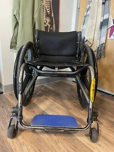 TiLite TRA Manual Wheel Chair (2015), Used - Picture 1 of 9